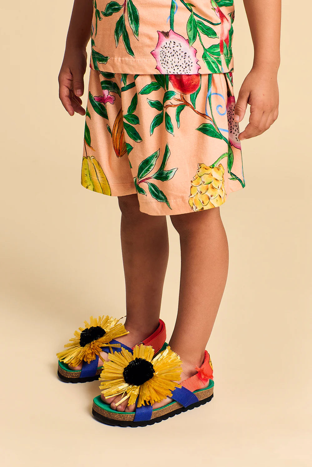 Maison Mangostan Sunflower Sandal Yellow Sfeer